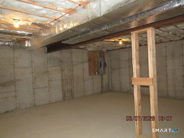 57 Warm Earth Road, Naugatuck, CT 06770