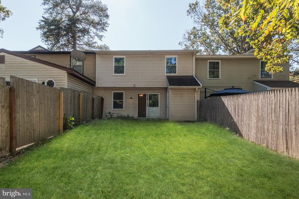 3 WILSHIRE RD, Sicklerville, NJ 08081