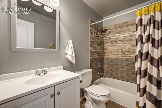 4413 N Carefree Circle B, Colorado Springs, CO 80917