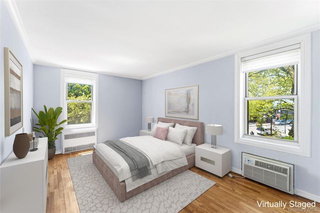16 Main Street 2K, East Rockaway, NY 11518
