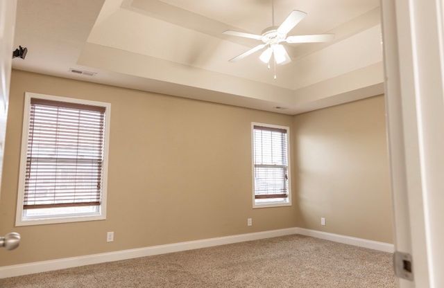 208 Eagles Talon Ct, Clarksville, TN 37040