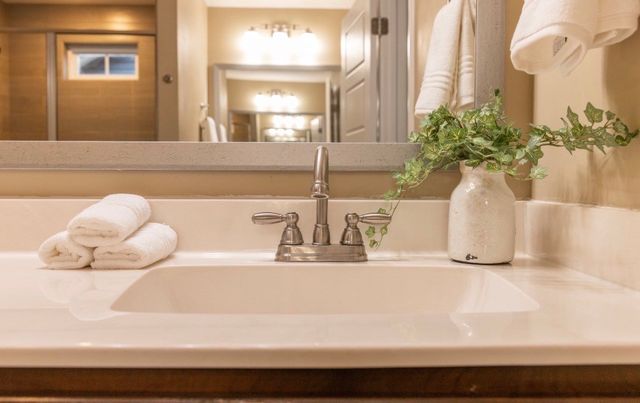 208 Eagles Talon Ct, Clarksville, TN 37040