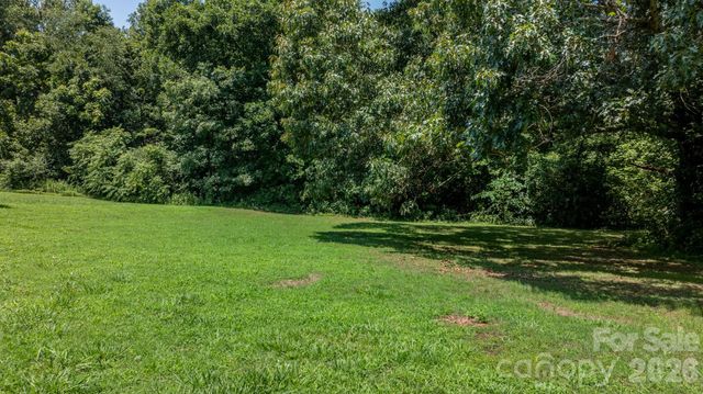 2097 Hermit Trail, Newton, NC 28658