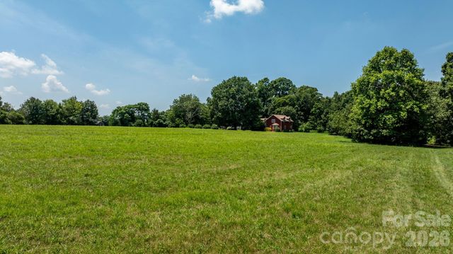 2097 Hermit Trail, Newton, NC 28658