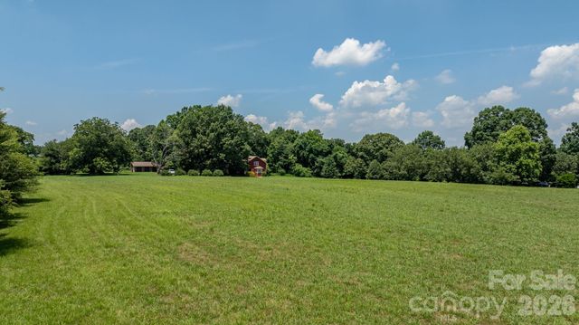 2097 Hermit Trail, Newton, NC 28658
