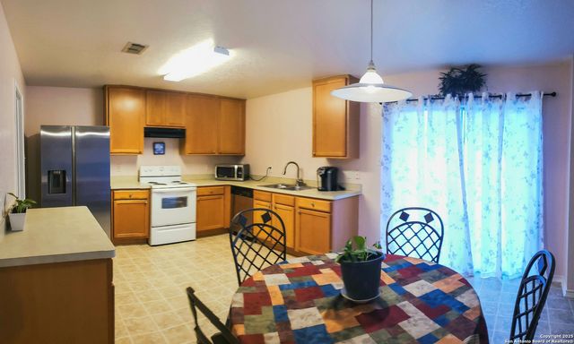 10006 Fisherman Pier, San Antonio, TX 78239