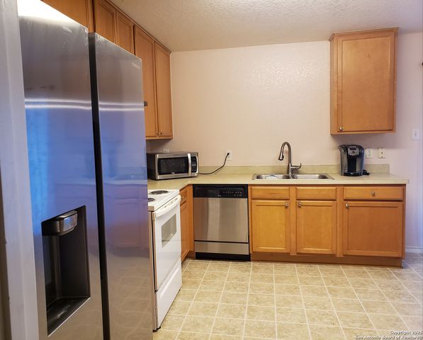 10006 Fisherman Pier, San Antonio, TX 78239