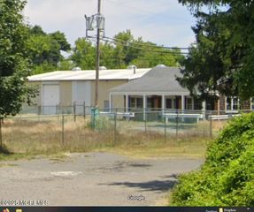 400 Broadway Road, Freehold, NJ 07728