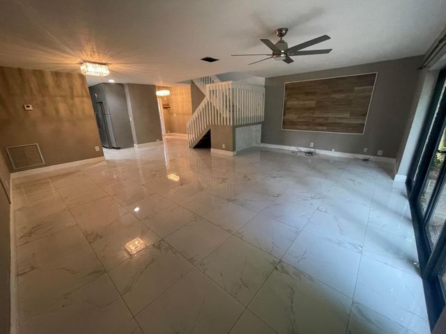 3011 NW 48th Avenue, Coconut Creek, FL 33063