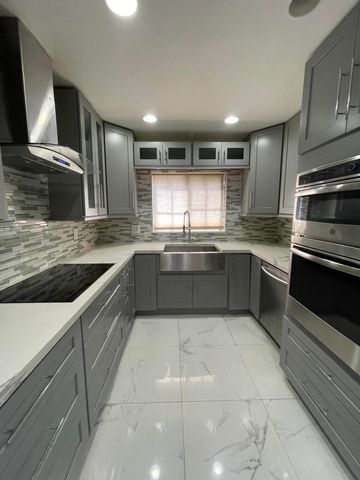 3011 NW 48th Avenue, Coconut Creek, FL 33063