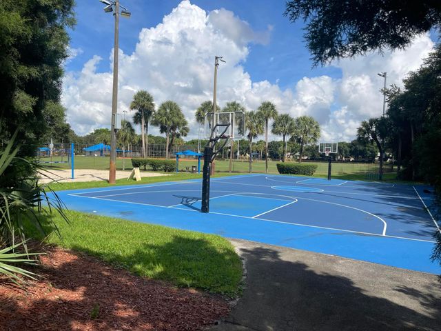 3011 NW 48th Avenue, Coconut Creek, FL 33063