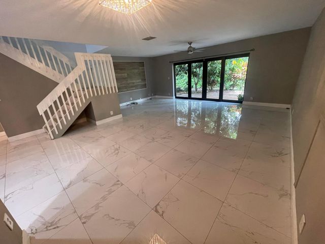 3011 NW 48th Avenue, Coconut Creek, FL 33063