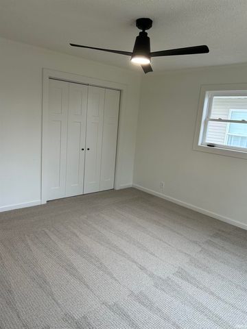 455 W Main Street, Bloomfield, IN 47424