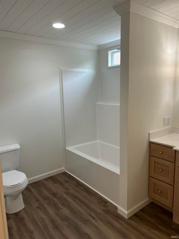 455 W Main Street, Bloomfield, IN 47424