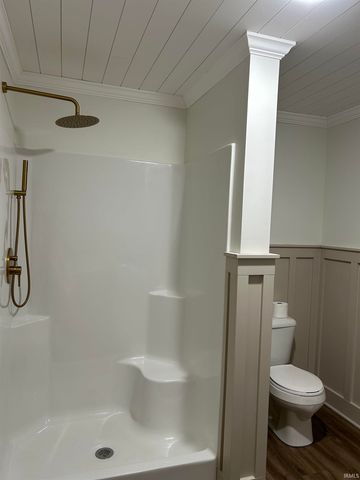 455 W Main Street, Bloomfield, IN 47424