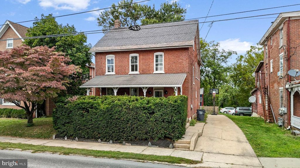 615 MARKET ST, Oxford, PA 19363