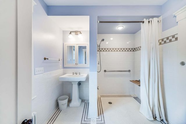 10 Bank Street, Wellfleet, MA 02667