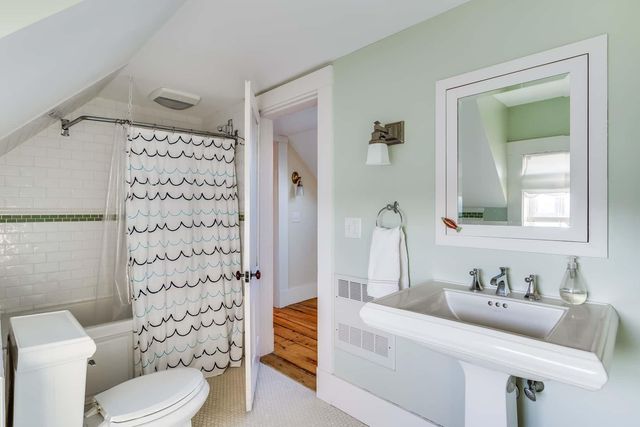 10 Bank Street, Wellfleet, MA 02667
