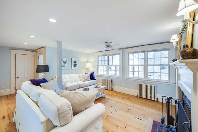 10 Bank Street, Wellfleet, MA 02667