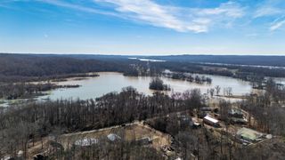 93 Honeysuckle Lane, Lobelville, TN 37097