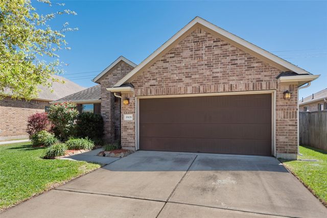 1908 Rushing Meadow Lane, Pearland, TX 77089