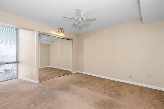 3838 Rainbow Boulevard 711, Kansas City, KS 66103