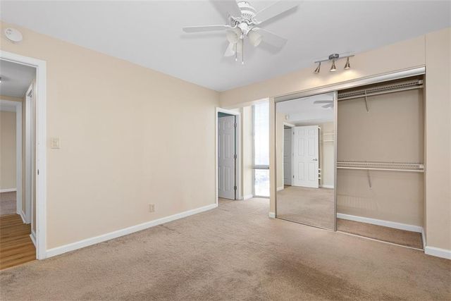 3838 Rainbow Boulevard 711, Kansas City, KS 66103