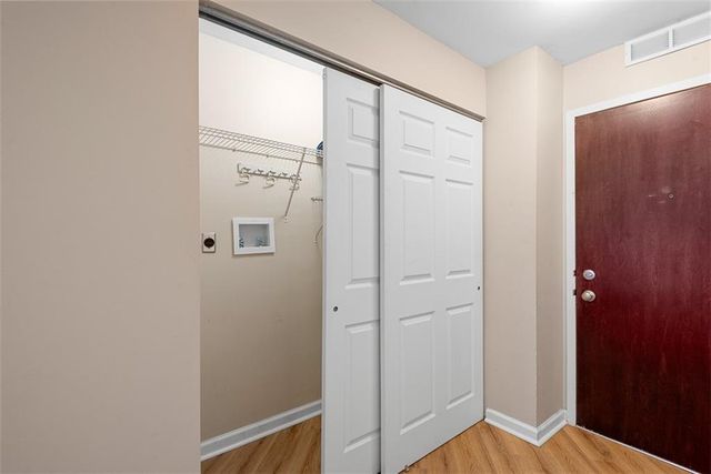 3838 Rainbow Boulevard 711, Kansas City, KS 66103