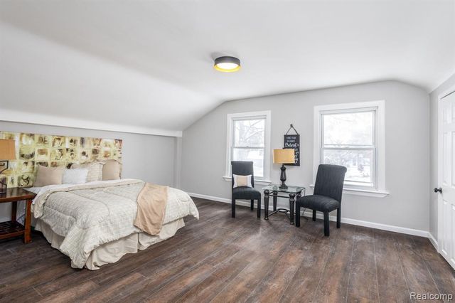 716 Commercial Street, Bloomfield Hills, MI 48382