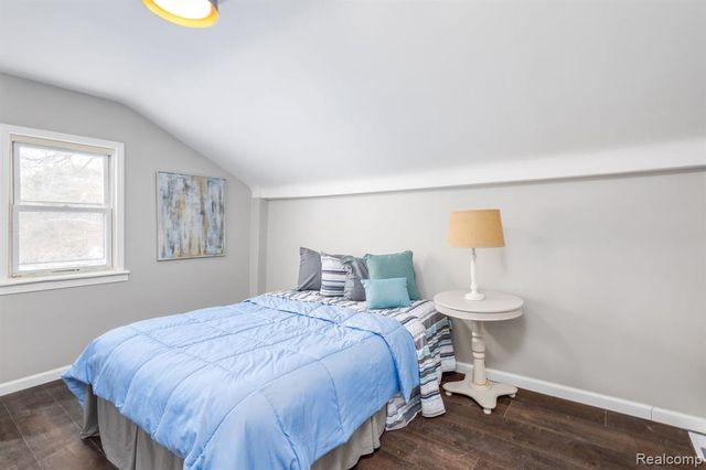 716 Commercial Street, Bloomfield Hills, MI 48382