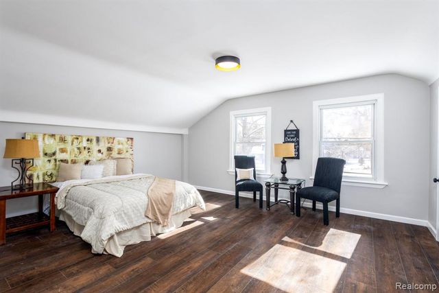 716 Commercial Street, Bloomfield Hills, MI 48382