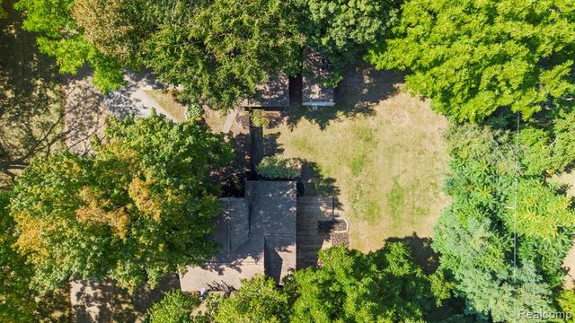 716 Commercial Street, Bloomfield Hills, MI 48382