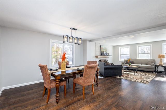 716 Commercial Street, Bloomfield Hills, MI 48382