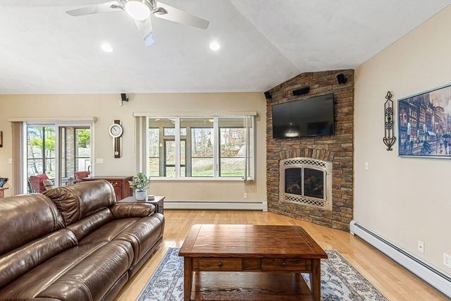 9 Gerry Drive, Seekonk, MA 02771