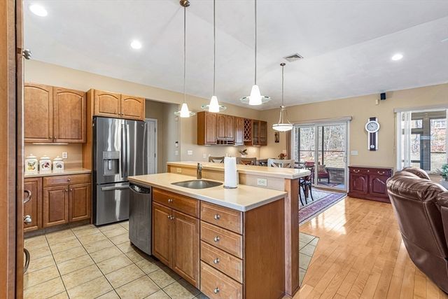 9 Gerry Drive, Seekonk, MA 02771