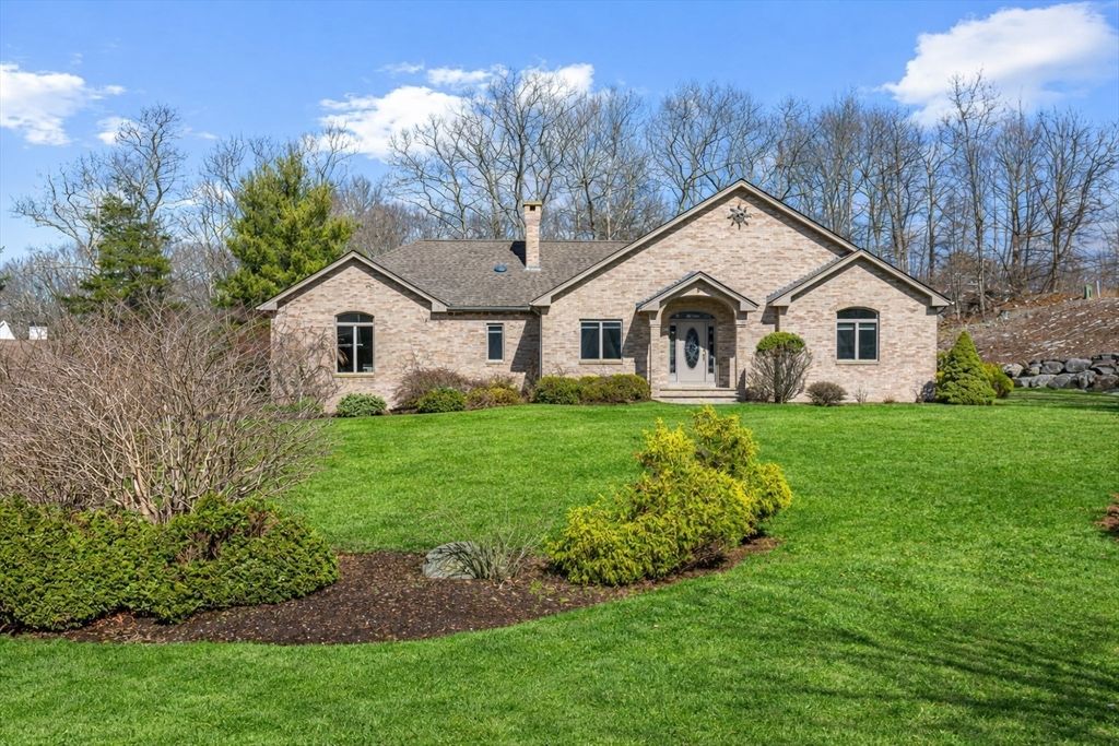 9 Gerry Drive, Seekonk, MA 02771