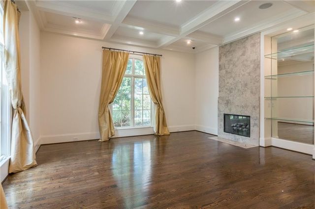 4169 Carmain NE Drive, Atlanta, GA 30342