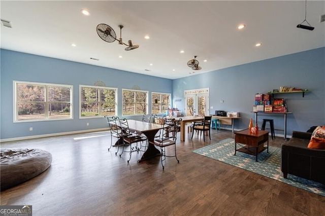 818 Arnold Mill Road, Woodstock, GA 30188