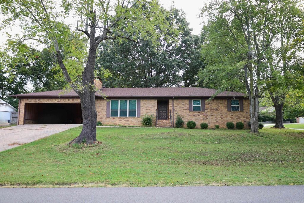 125 S 12Th St Street, Paragould, AR 72450