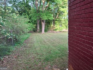 947 MEADOW ROCK Drive, Stone Mountain, GA 30083