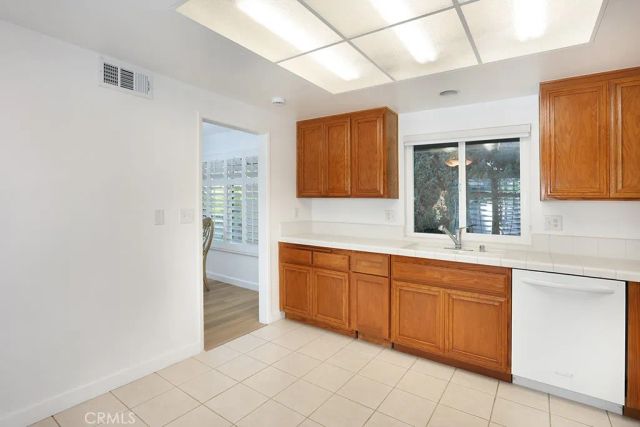 6112 Hefley Street 49, Westminster, CA 92683