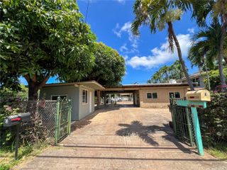 84-290 Makaha Valley Road, Waianae, HI 96792