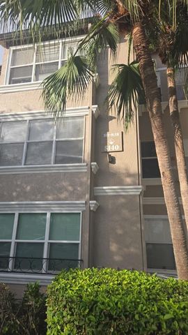 5140 CONROY ROAD 817, Orlando, FL 32811