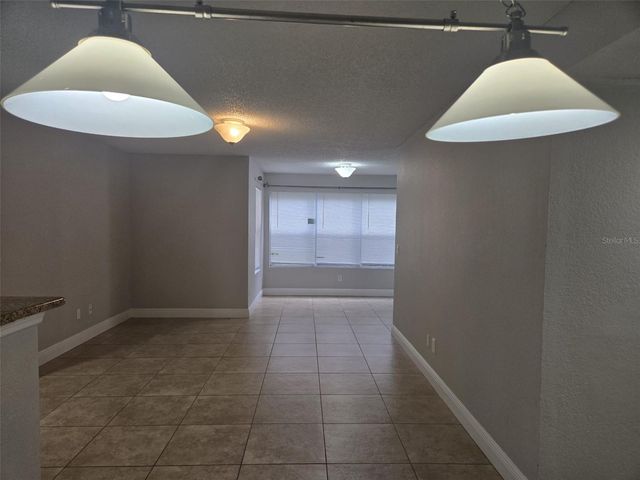 5140 CONROY ROAD 817, Orlando, FL 32811