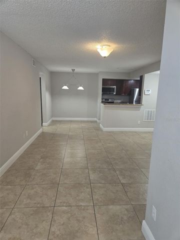 5140 CONROY ROAD 817, Orlando, FL 32811