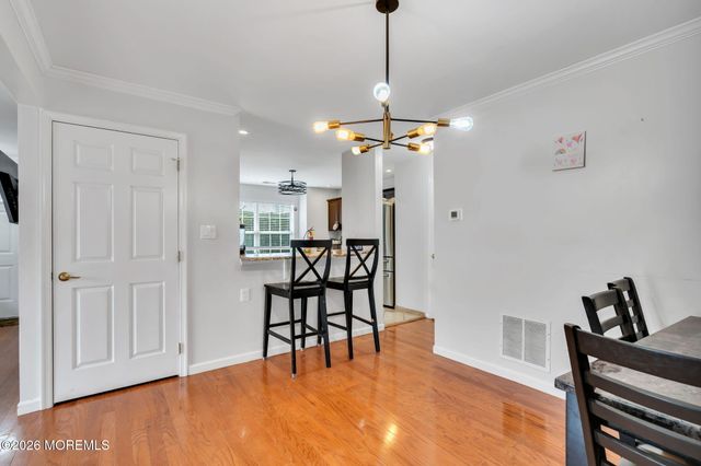 57 Phoenix Court, Tinton Falls, NJ 07712