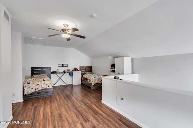 57 Phoenix Court, Tinton Falls, NJ 07712