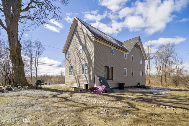 5 White Road, Milton, NY 12020