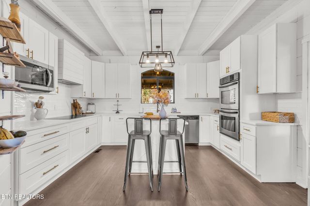 4740 Driftwood Lane, Louisville, TN 37777