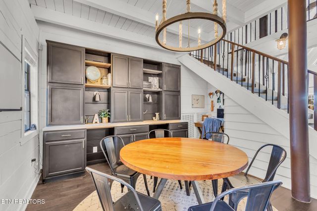 4740 Driftwood Lane, Louisville, TN 37777